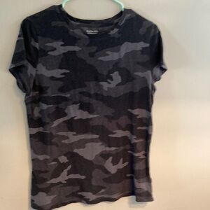 Athleta camouflage tee, medium